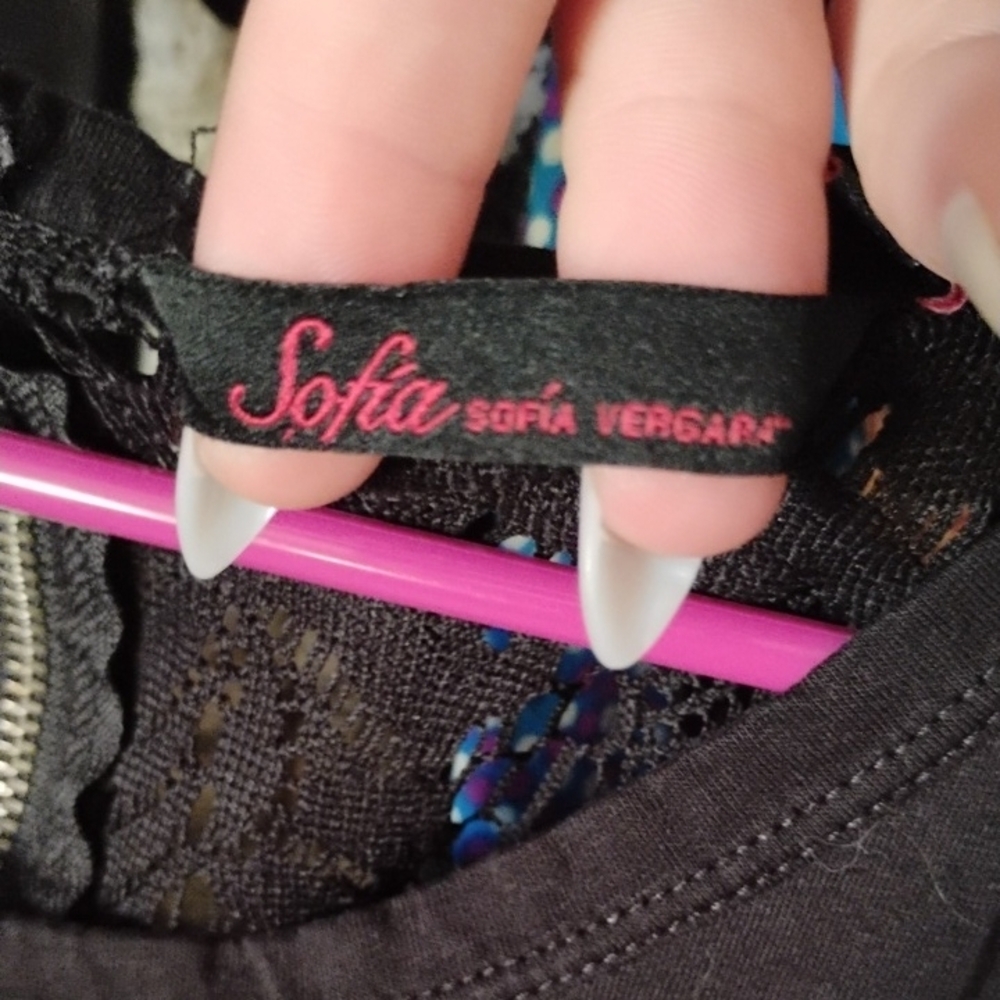 Sofia By Sofia Vergara Black Ruched Cap Sleeve T-… - image 2